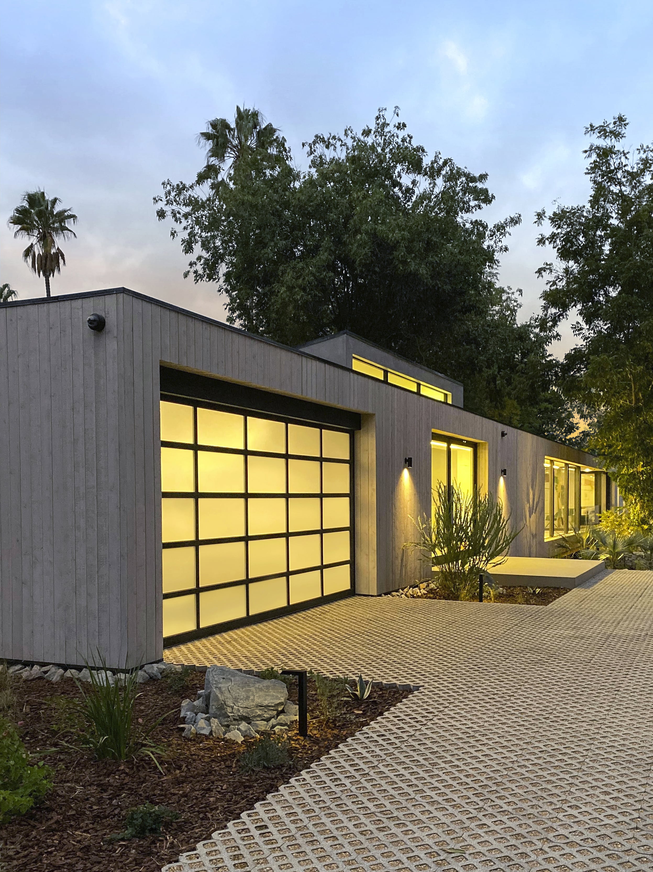 Avante AV Garage Door on Bridge House