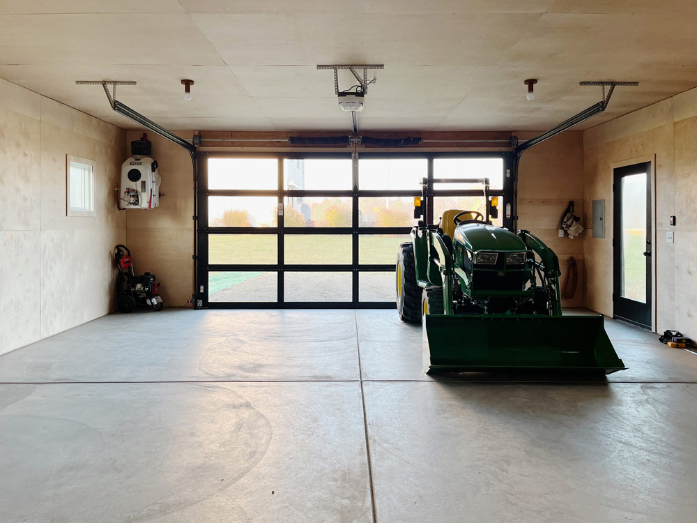 Inside of Avante garage door