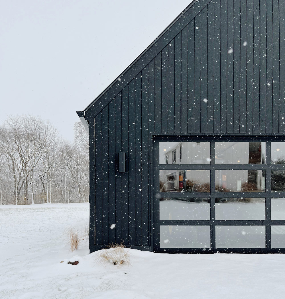 Avante Garage Door in snow