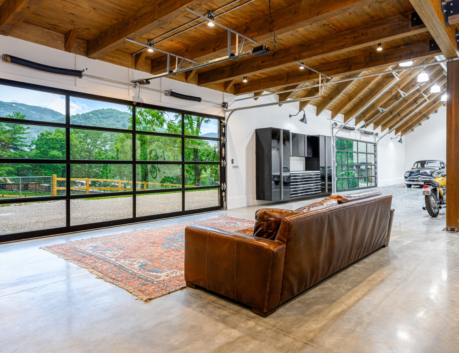 Avante Garage Door on Barn