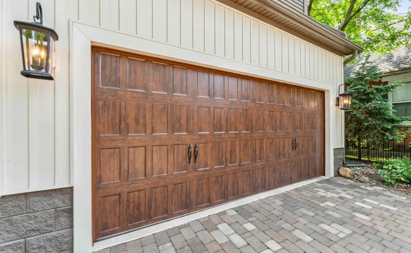 Bridgeport™ Steel garage doors
